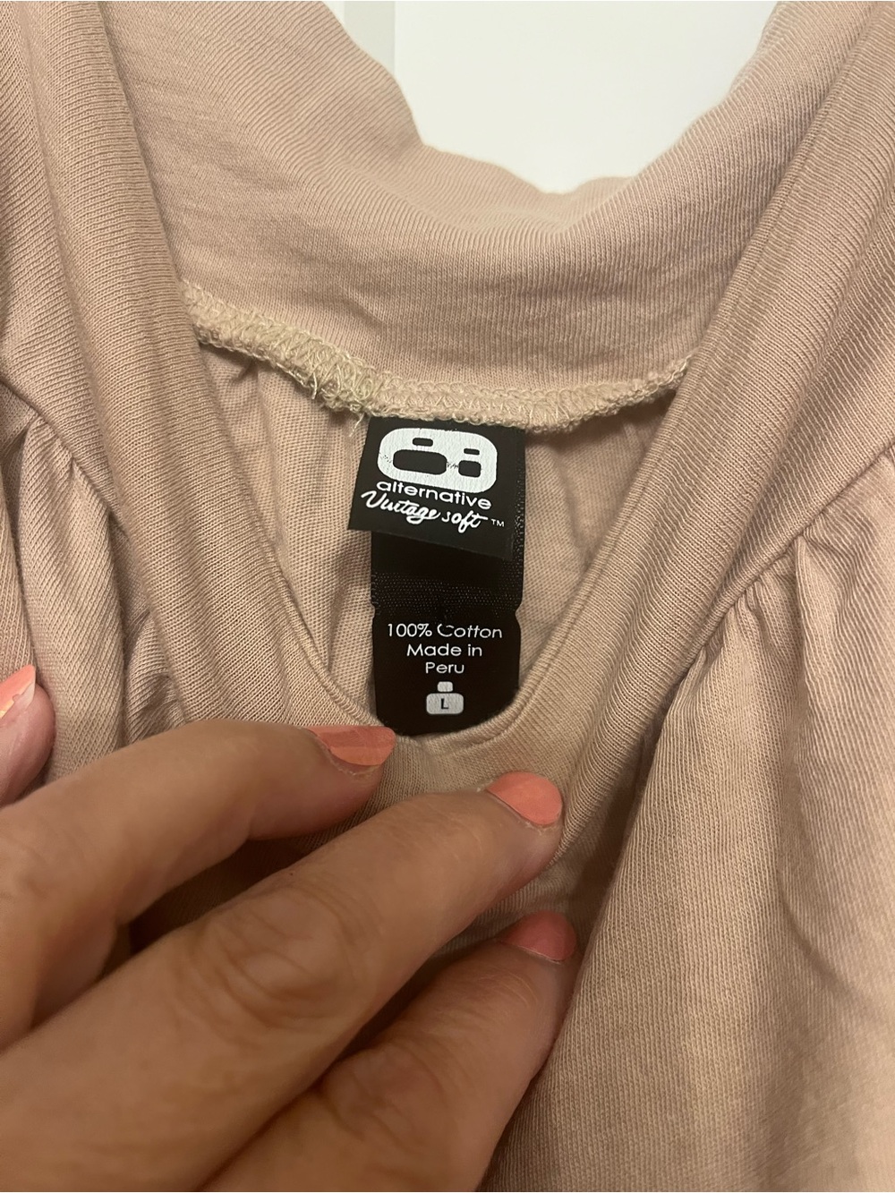 Made in Peru Top Size L but fits XL - Picture 2 of 3